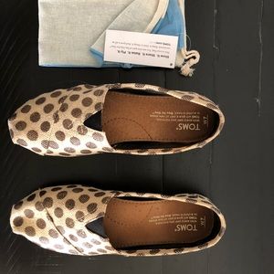 Toms metallic polka dot flat